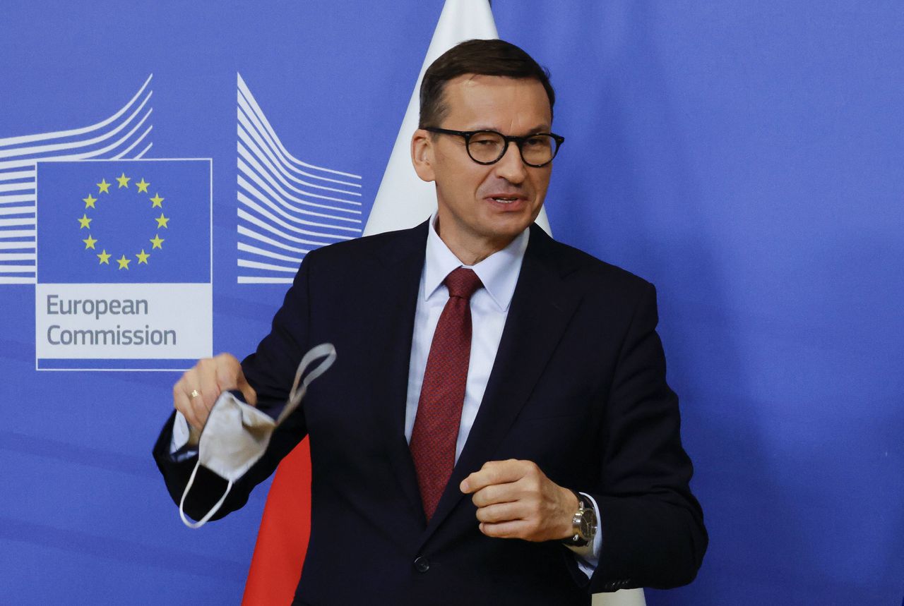 Afera mailowa. Wyciekł mail Morawieckiego o Białorusi. "Polityczne złoto"