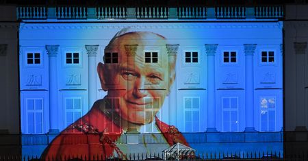 Miażdżący wynik sondażu ws. Jana Pawła II. Polacy nie mają złudzeń