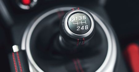 Manualna skrzynia biegów umiera. Większość nabywców Toyoty GT86 wybiera automat
