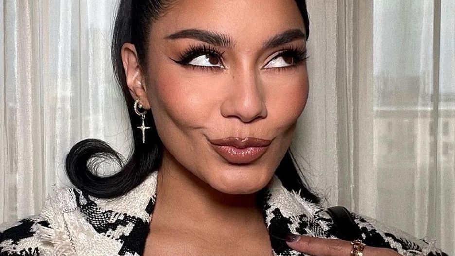 Vanessa Hudgens w prześwitującej sukience, fot. Instagram.com/vanessahudgens