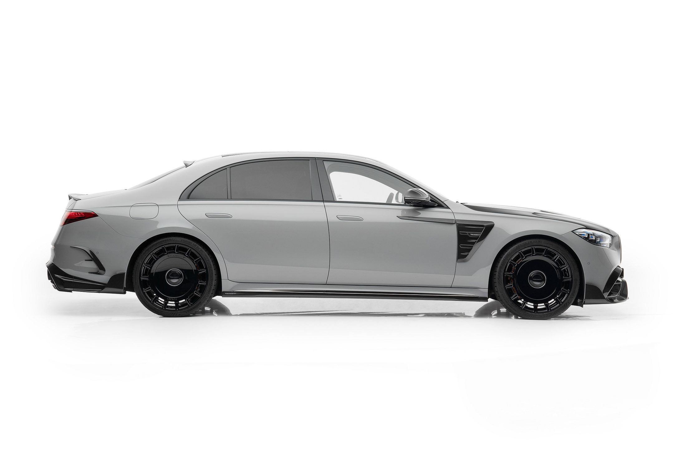 Mercedes-AMG S 63 E PERFORMANCE by Mansory