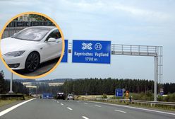 Niemcy. Tesla pędziła 110 km/h. Kierowca spał