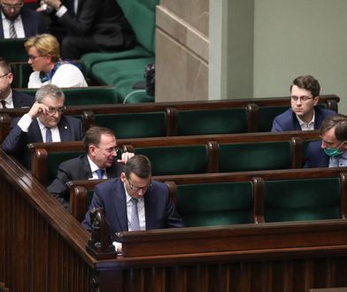 Poseł mówi, o co toczy się wojna Ziobry z Morawieckim