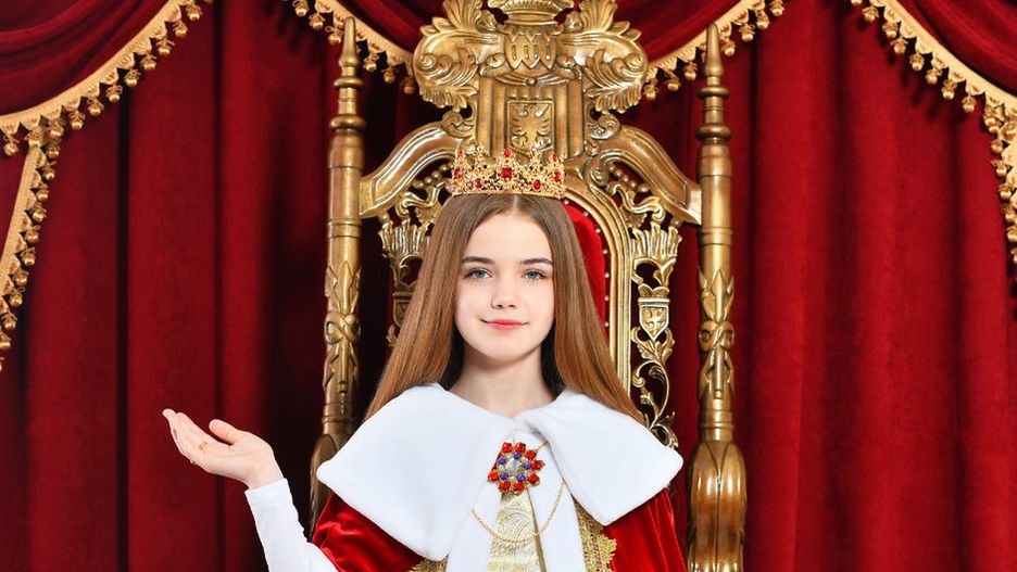 Zachwyca brzmieniem i oznacza "królową". O tym imieniu mało kto pamięta