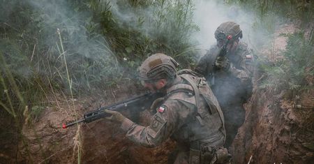 Manewry wojskowe na Majdanku w Lublinie. Terytorialsi użyją środków pozoracji