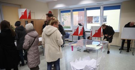 Zjadł kartę do głosowania. Grożą mu 3 lata więzienia