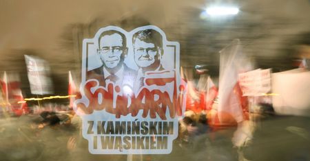 Sprawa Wąsika i Kamińskiego. Jaką decyzję podejmie PKW?