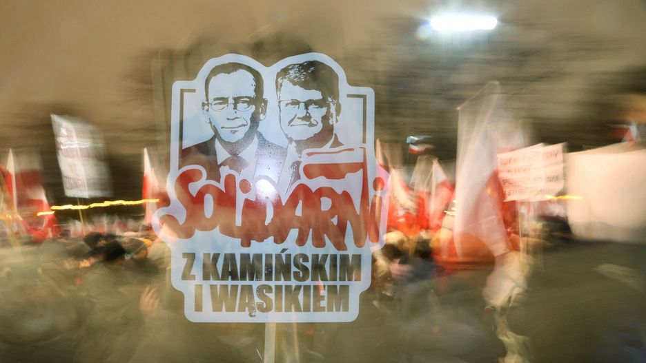 Sprawa Wąsika i Kamińskiego. Jaką decyzję podejmie PKW?