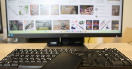 Ponad 8 tys. zł stracone podczas sprzedaży w Internecie. Oszuści znów podszyli się pod pracownika banku