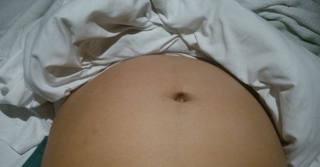 Mężczyzna w ciąży? Ten naukowiec przekonuje, że to możliwe