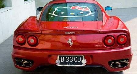 Ferrari 360 Modena w wersji Hello Kitty [wideo]