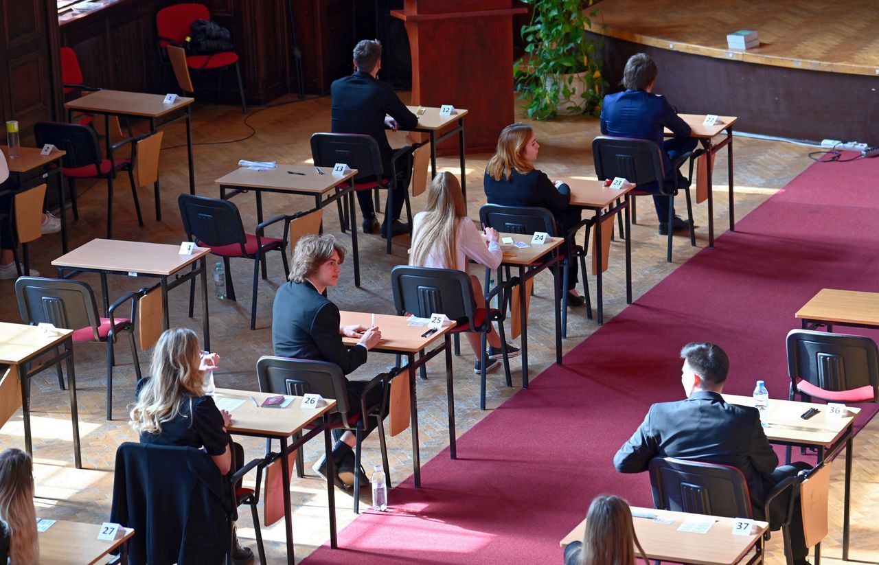 Matura 2022. Mamy arkusz CKE z rozszerzonego egzaminu z języka polskiego