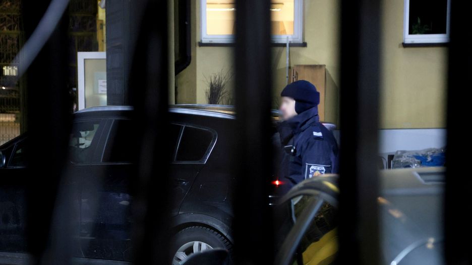 Komenda Rejonowej Policji Warszawa VII przy ul. Grenadier�w
Fot. Wojciech Olkusnik/East News, Warszawa, 09.01.2024. Zatrzymani Maciej W?sik i Mariusz Kaminski przebywaja w Komendzie policji przy ul. Grenadier�w. Najprawdopodobniej zostana przewiezieni do Aresztu Sledczego.
Wojciech Olkusnik