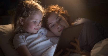 Bajki dla dzieci online – rodzaje bajek, działanie terapeutyczne