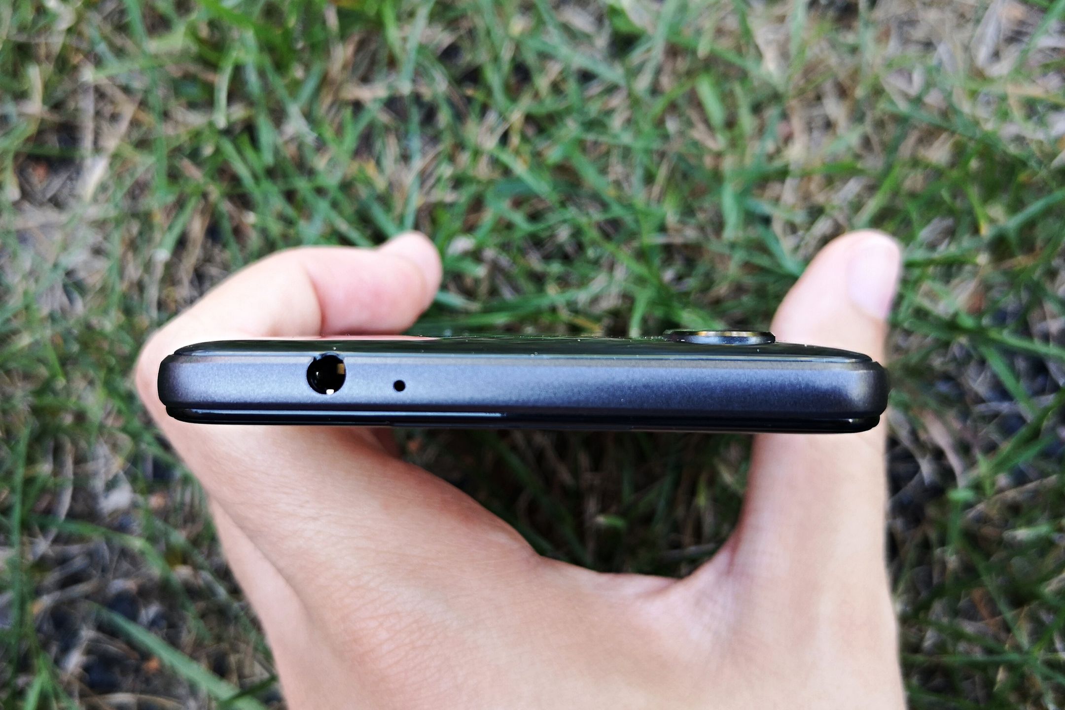 Test Wiko View 2 – smartfon z wyjątkowym wycięciem na ekranie 6
