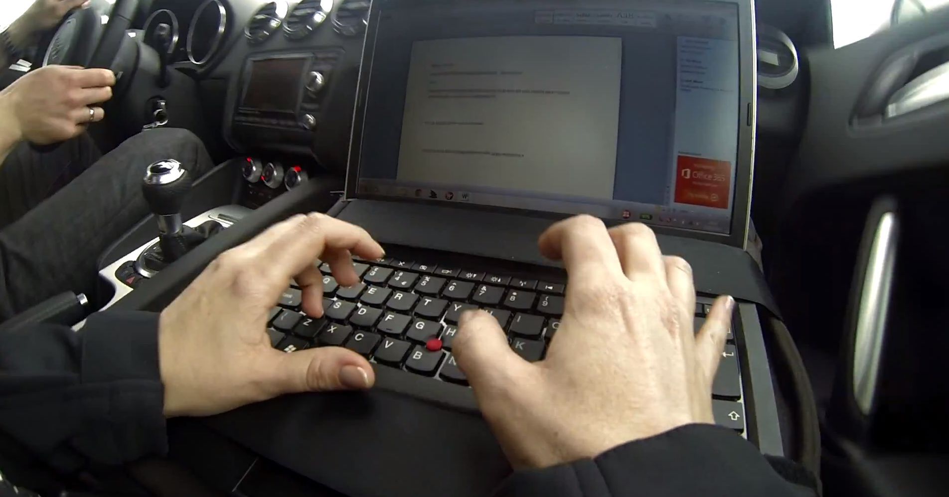 8 najdziwniejszych miejsc, w których przydaje się laptop 3