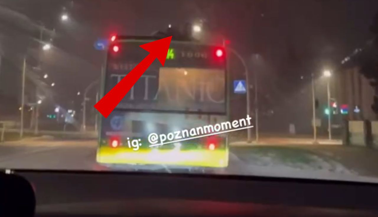 Szokujące nagranie z Poznania. Spójrzcie na dach autobusu