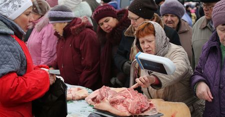 Głodu nie ma, ale nie jest dobrze. Tak Rosjanie płacą za wojnę