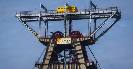 Poważny wypadek w kopalni. Zawalił się olbrzymi zbiornik na węgiel