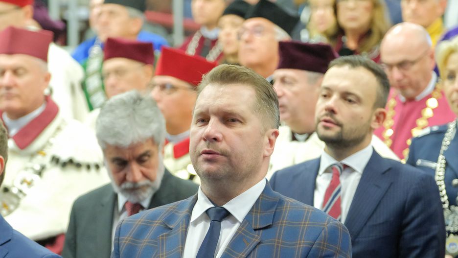 "Ma 120 metrów". Czarnek dostał zaproszenie