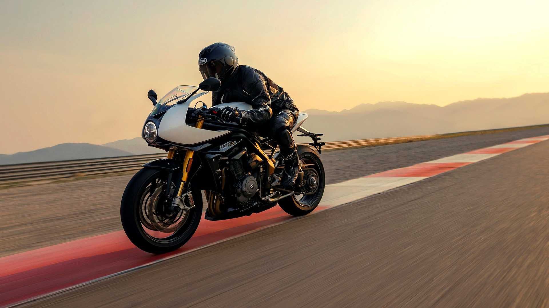 Triumph Speed Triple RR