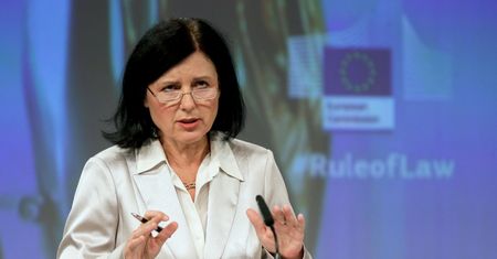 Komisja Europejska wzywa Polskę do wypełnienia postanowień TSUE