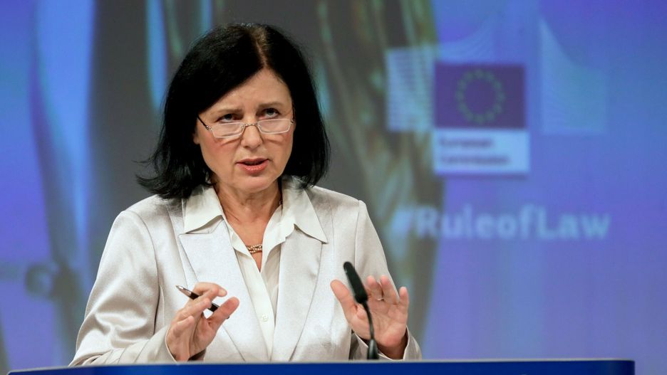 Komisja Europejska wzywa Polskę do wypełnienia postanowień TSUE. Vera Jurova, wiceprzewodnicząca KE