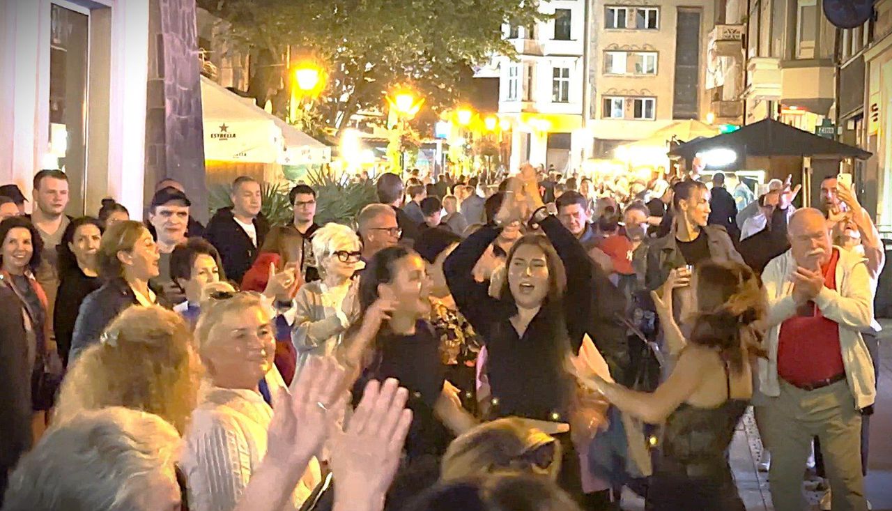 Zielona Góra: Tak się bawi miasto winobraniową nocą. Nogi same rwą się do tańca