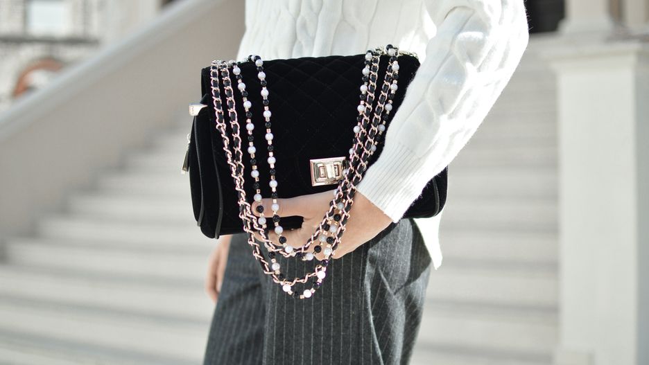 Torebki w stylu kultowej Chanel 2.55