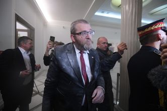 Jest decyzja ws. Grzegorza Brauna. "Maksymalny wymiar kary"