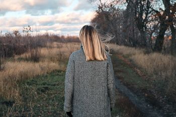 "Alpejski rozwód" zyskuje popularność w sieci. Przerażający trend?