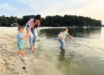 Smardzewice w Zalewie Sulejowskim: sanepid wydał zakaz kąpieli