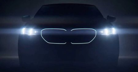 BMW i5 w zapowiedzi. Będzie podświetlany grill i sporo mocy. Debiut już niebawem