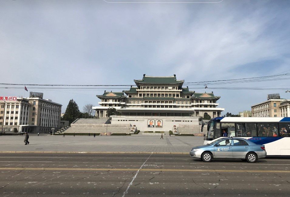 Everyday life in North Korea. A tourist secretly took photos.