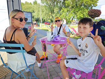 Gorąca pierwsza niedziela czerwca nad Jeziorem Tarnobrzeskim. Zabawy z okazji Dnia Dziecka i plażowanie. Zobacz zdjęcia