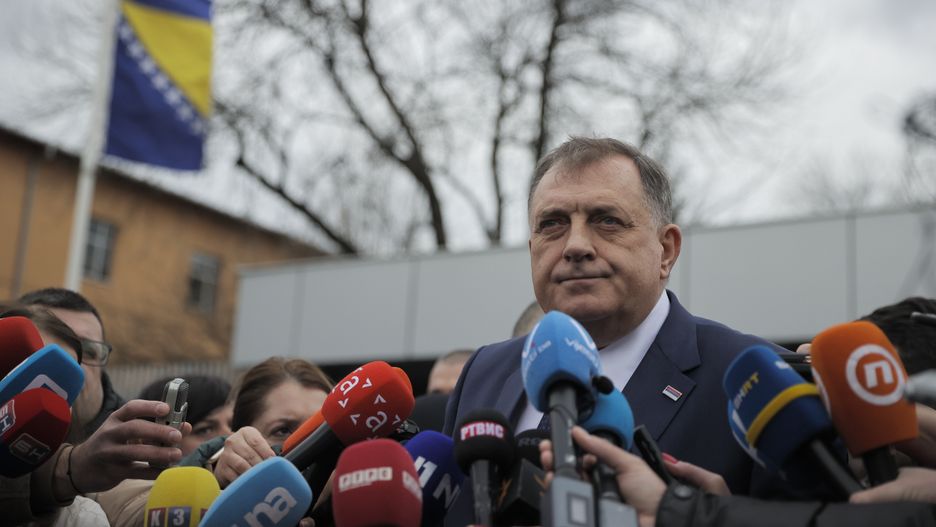 SARAJEVO, BOSNIA AND HERZEGOVINA - JANUARY 17: Bosnian Serb leader Milorad Dodik speaks to press after he leaves the Court of Bosnia and Herzegovina for the ongoing legal proceedings against him not respecting the decisions of the Office of the High Representative of Bosnia and Herzegovina (OHR), as came for the fourth time in Sarajevo, Bosnia and Herzegovina on January 17, 2024. (Photo by Samir Jordamovic/Anadolu via Getty Images)