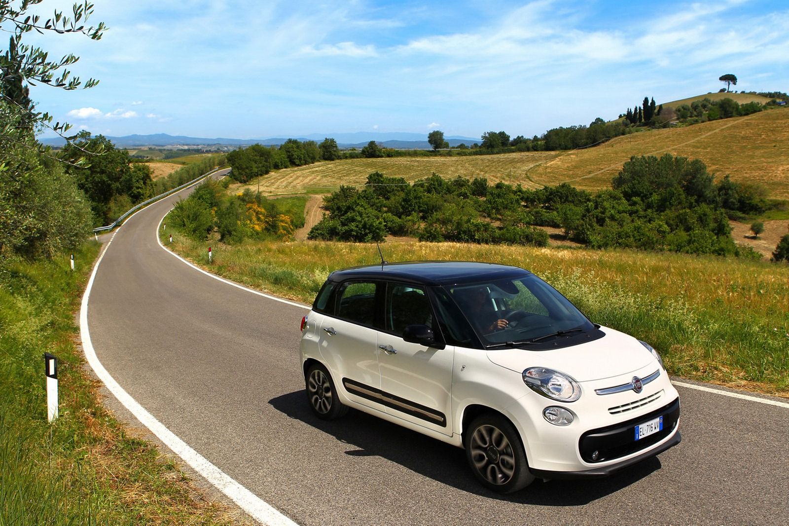 Fiat 500L - obszerna galeria zdjęć 6