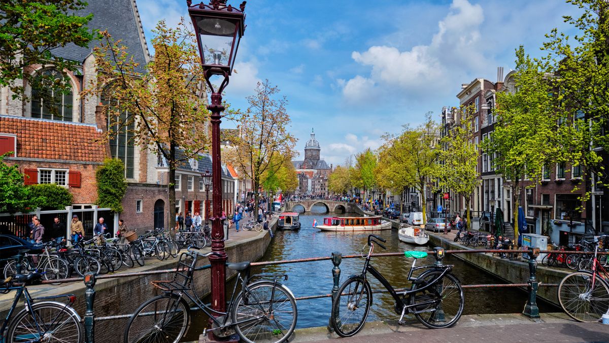 W Amsterdamie Holendrzy protestowali w związku z kryzysem mieszkaniowym 