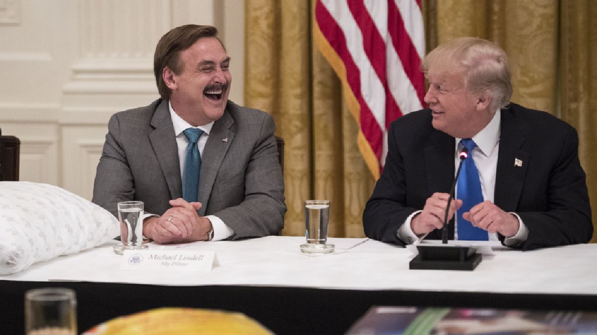 Mike Lindell, czyli "My Pillow Guy" popiera Donalda Trumpa