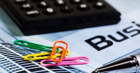 Blockchain, „smart contracts” i rewolucja podatkowa