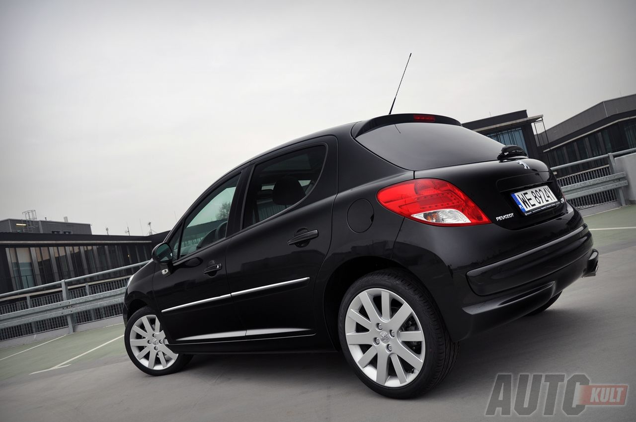 Peugeot 207 1,6 THP Allure