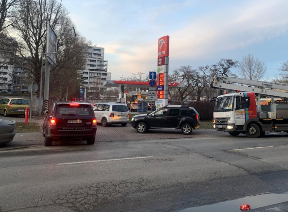 Orlen ukraca zawyżanie cen paliw i uspokaja kierowców. "Mamy zabezpieczone dostawy"