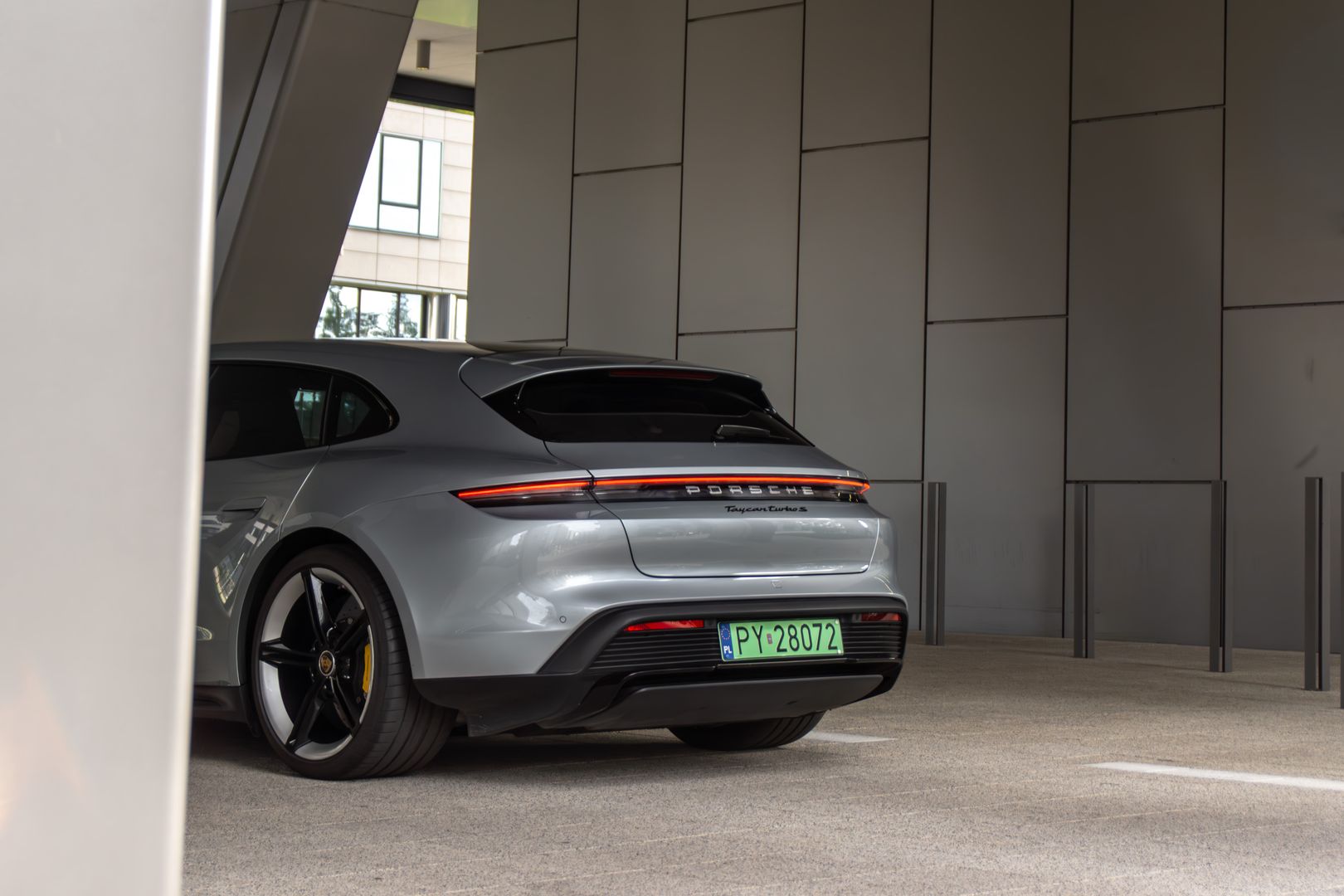 Porsche Taycan Turbo S Sport Turismo