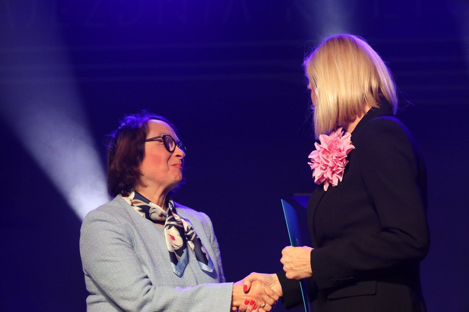 Dyrektorka SP nr 3 w Pleszewie z nagrodą Wielkopolskiego Kuratora Oświaty