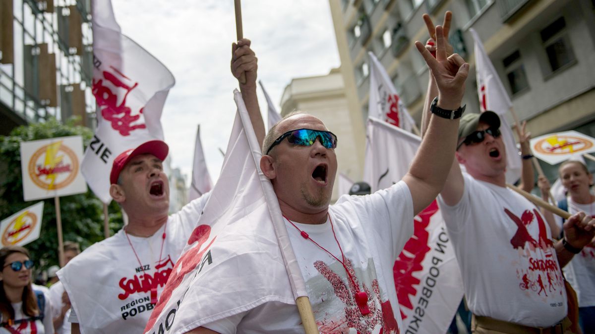 Protesty przeciwko zamykaniu KWB "Turów", Warszawa, czerwiec 2021 roku