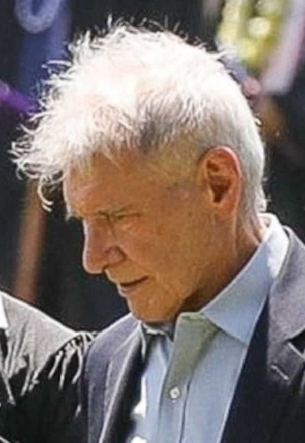 Harrison Ford i Calista Flockhart na rozdaniu dyplomów syna