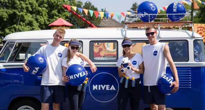 Nivea promuje się w „rodzinnych strefach zabaw” (wideo)