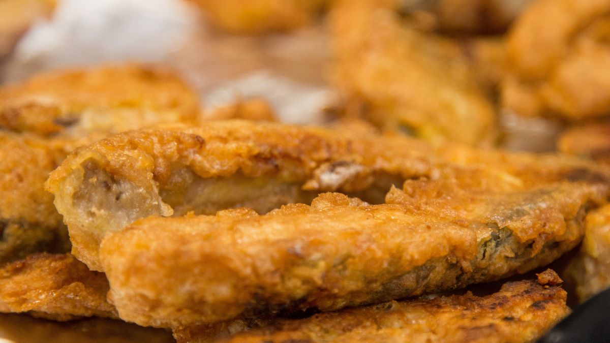 Co zrobić, aby panierka trzymała się dobrze ryby?