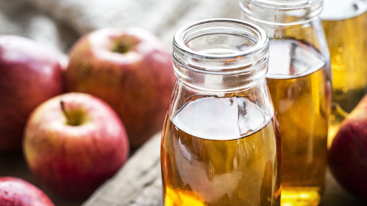Honey and apple cider vinegar