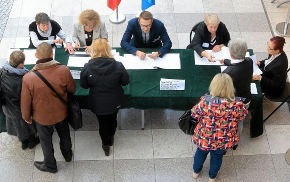 Mieszkańcy Józefowa wnioskują o referendum ws. metropolii. Zebrali ponad 2 tys. głosów